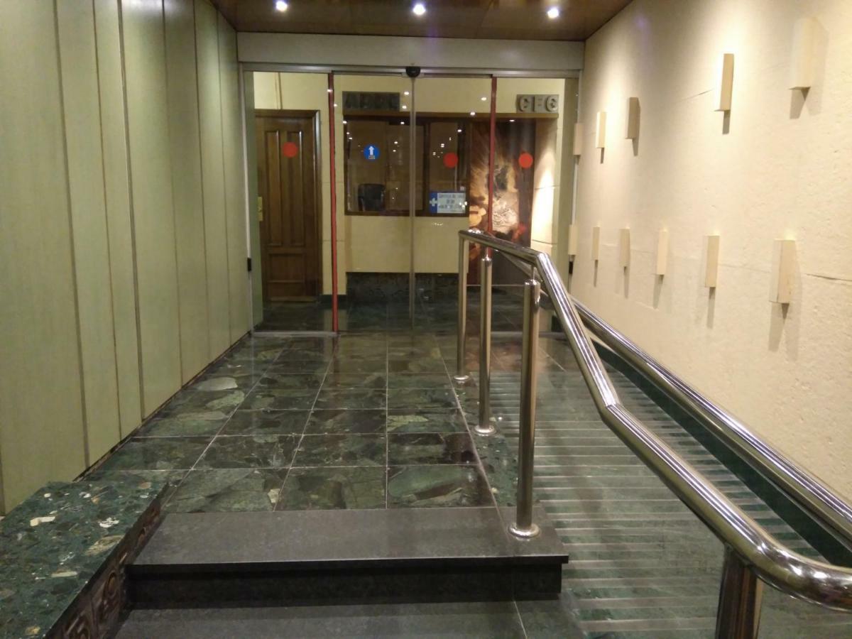 דירות לאון Centro Plaza Guzman מראה חיצוני תמונה